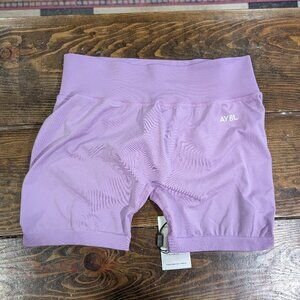BNWT Size XL ABYL Lilac Adapt Seamless Shorts